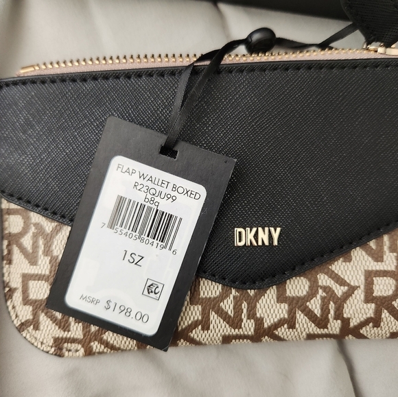 NWT DKNY Flap Boxed Wallet - Picture 4 of 7